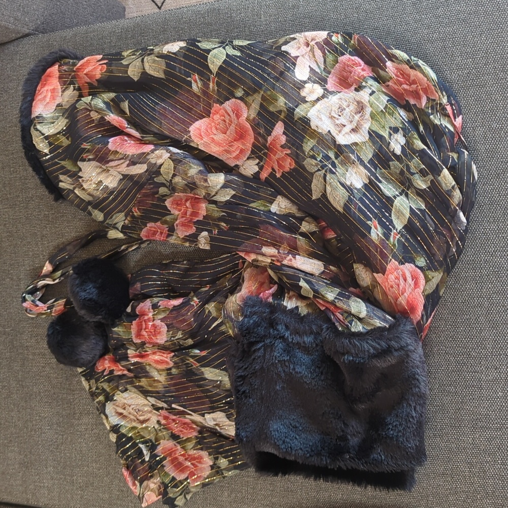 Black and Floral Robe with Faux Fur Details
